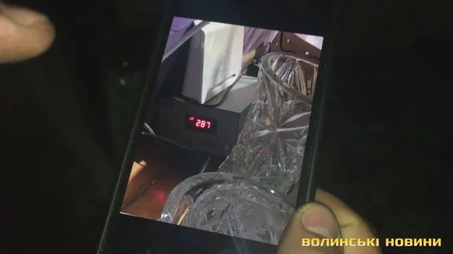 Лампи стріляли, котел шкварчав: на Вересневому в будинках погоріла техніка (фото)