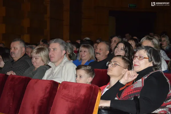 «Лісапетний батальйон» у Луцьку зібрав понад 200 тисяч гривень на будівництво храму у Волновасі