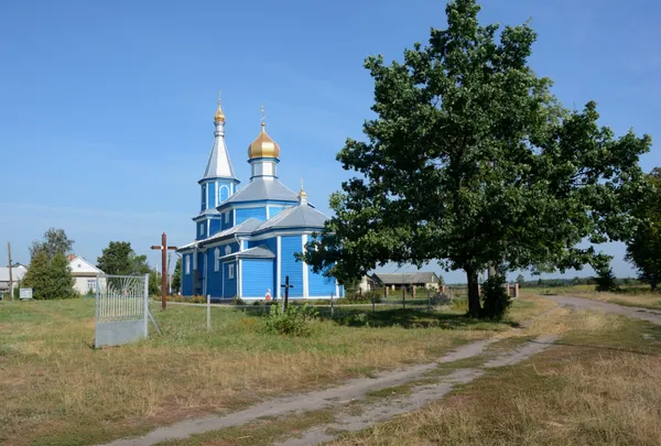На Волині церковні дзвони пішли під воду – озеро стало святим (фото)