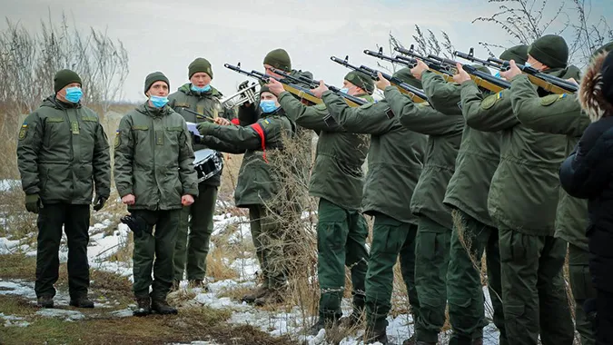 Попрощалися з трьома нацгвардійцями, яких розстріляв строковик у Дніпрі