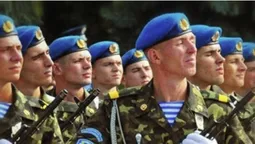 Центром Луцька пройшовся міні-марш ДШВ (відео)