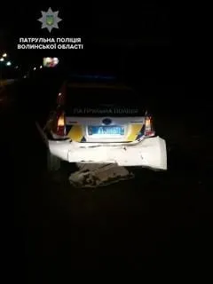 У Луцьку п'яний водій Audi врізався у поліцейський Prius (фото)
