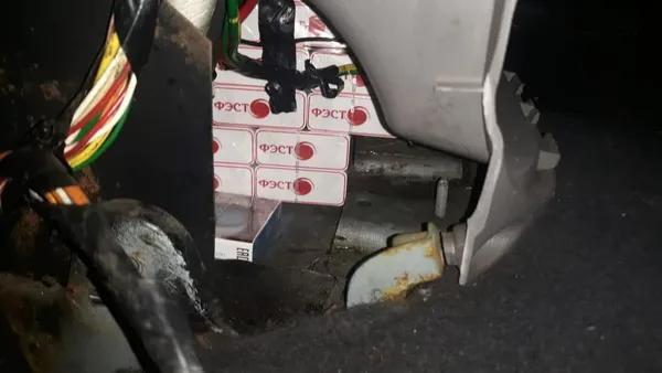 На Волині в білоруса через сигарети забрали авто (фото)