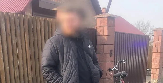 «Чужий у селі»: під Луцьком зловили «закладника» з Маріуполя (фото, відео)