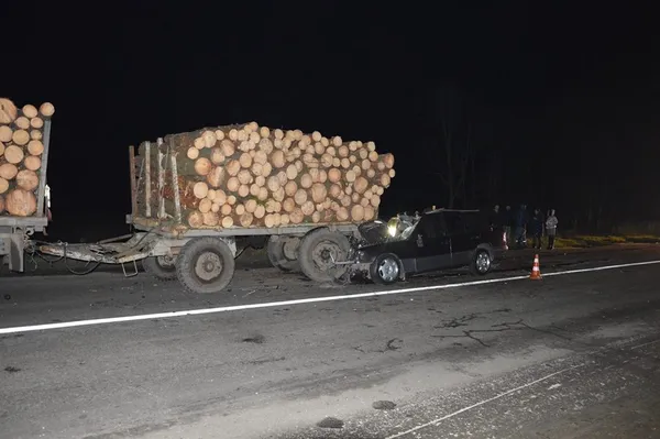 Поліція розслідує обставини аварії, в якій загинув голова Шацької ОТГ (фото)