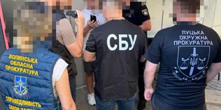 Доцента ЛНТУ затримали на хабарі у $3000: обіцяв зарахувати двох військовозобов’язаних на навчання (фото)