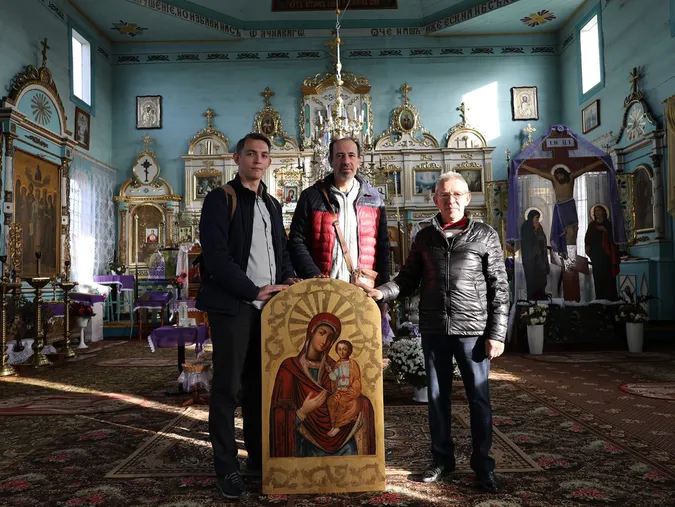 До волинського храму повернули давні відреставровані ікони (фото)