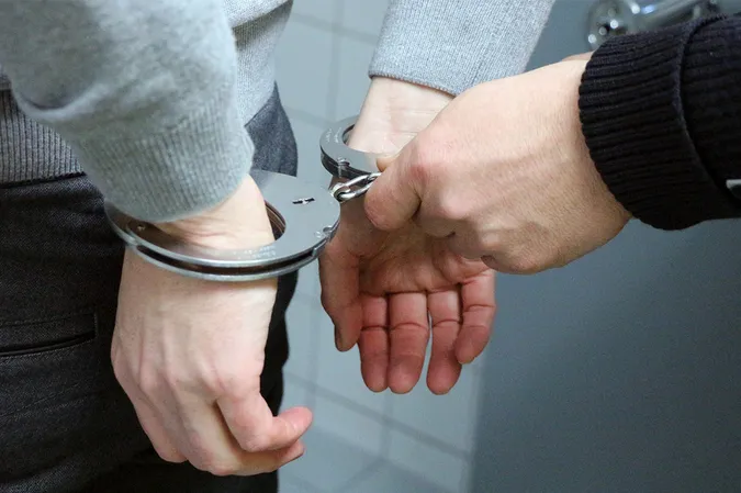 У Ковелі біля магазину побили 60-річного чоловіка