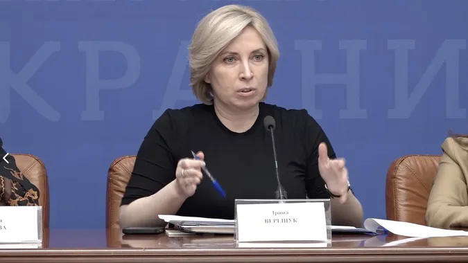 Україна повернула додому майже чотири сотні дітей, яких вкрали росіяни