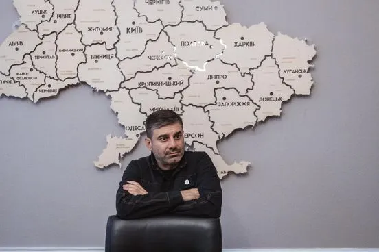 Росіяни вербують українських дітей, аби ті повідомляли про мінування шкіл