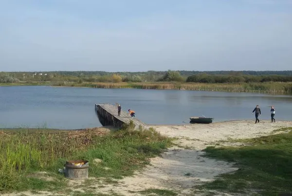 Шашлики, риболовля, водойми: де відпочити біля Луцька (локації та ціни)