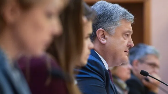 Порошенко пообіцяв швидкісний інтернет в кожне село