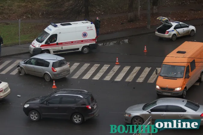 У Луцьку сталася ДТП на «зебрі» (фото)