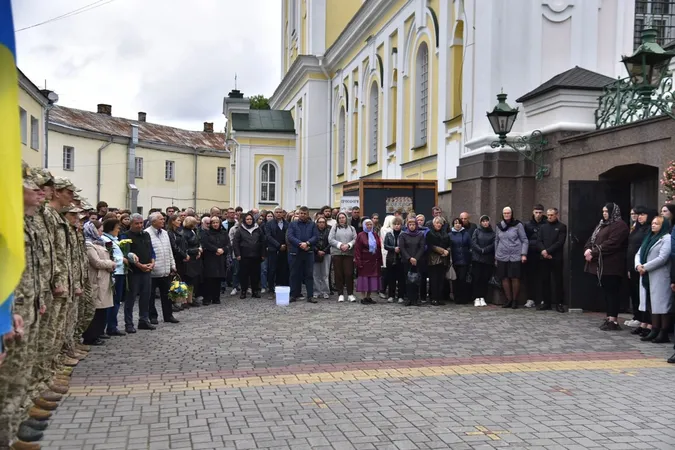 У Луцьку в останню путь провели 26-річного Захисника Дениса Жука (фото, відео)