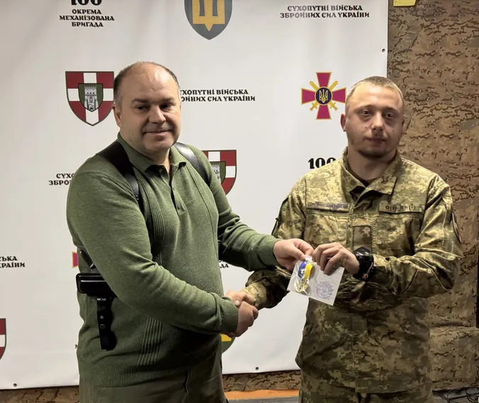 Бійців волинської «Сталевої Сотки» відзначили медалями за оборону Торецька (фото)
