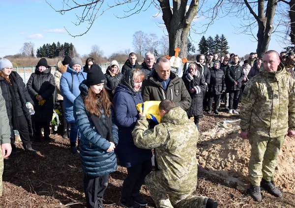 На Волині попрощалися із Героєм Олександром Новосадом (фото)