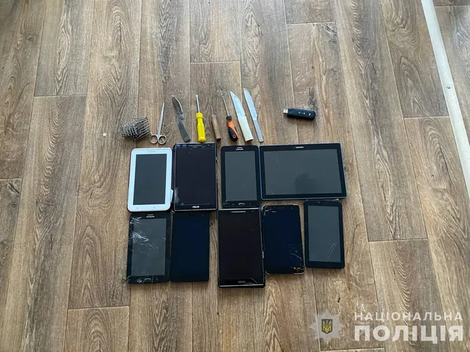 На Волині у виправній колонії діяла організована група шахраїв (фото)