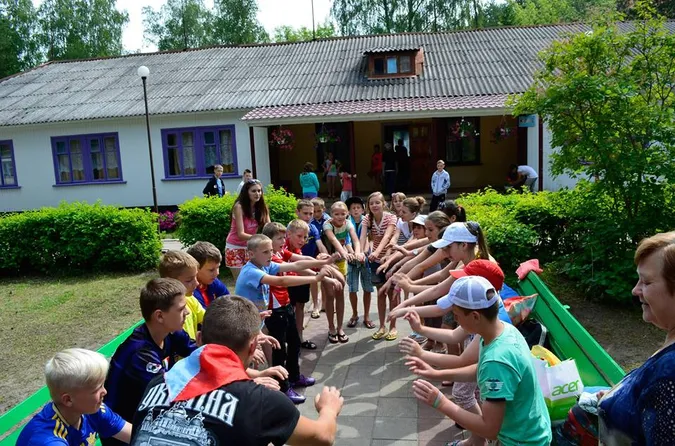 Пришкільні — ні, оздоровчі — під питанням: освітянка про табори на Волині