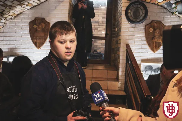 У луцькій кав'ярні презентували десерти, які готувала Леся Українка (фото)