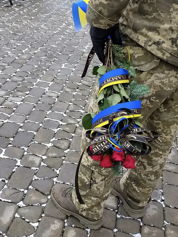 На Волині попрощалися із загиблим під Мар'їнкою Володимиром Фірчуком (фото)