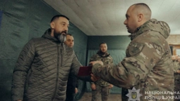 На Волині поліцейські-добровольці стрілецького батальйону отримали нагороди та спеціальні  звання (фото)