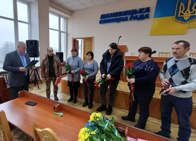 На Волині рідним загиблих воїнів вручили ордени «За мужність» (фото)