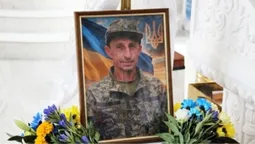 Повернувся «на щиті» після двох років надії: на Волині попрощалися з воїном Олександром Гринчуком (фото)