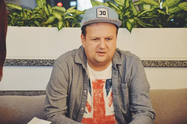 «Ми всі живемо, як у курнику», - Віктор Бронюк про українців, благодійність і дзен (фото)