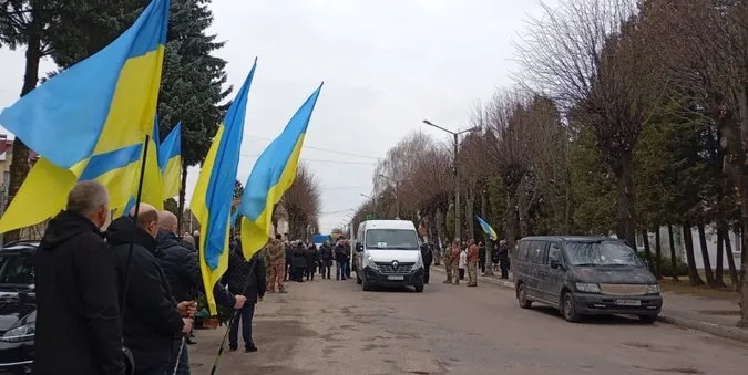 У громаді на Волині попрощалися із захисником Юрієм Черняком (фото)