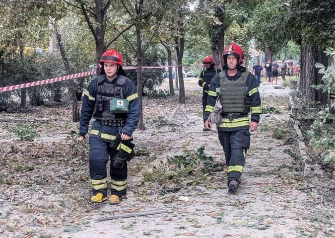 Ворог вдарив по Кривому Рогу – зруйнований готель, п'ять постраждалих (фото)