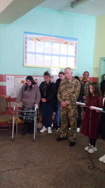 На Волині родині полеглого воїна Володимира Савчука вручили його орден «За мужність» (фото)