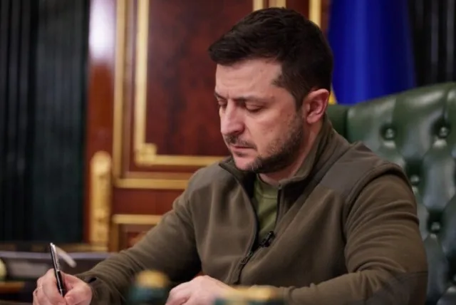 Конфіскація майна підсанкційних осіб: Зеленський підписав закон