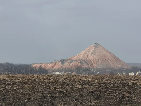 Volunteers delivered aid to one of the hottest spots on the front line