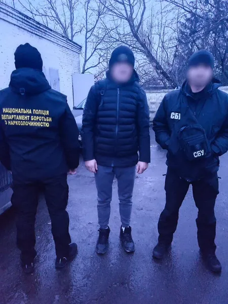 Волинянин організував наркобізнес, на якому заробляв пів мільйона щомісяця (фото, відео)