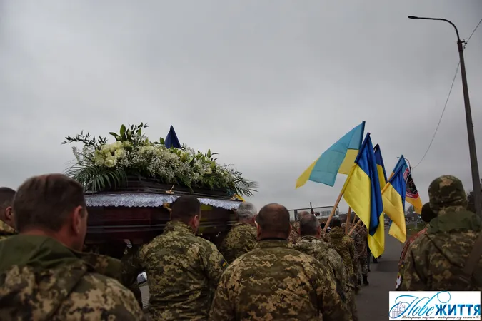 На Волині провели в останню дорогу Ігоря Савчука (фото)