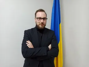 Євгеній Мікоян