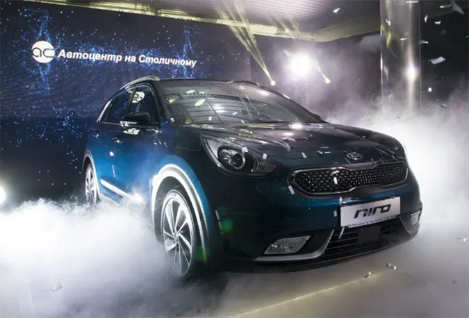 В Україні презентували інноваційний гібридний кросовер Kia Niro