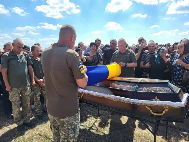 💔На Волині попрощалися із загиблим на Луганщині Героєм Володимиром Хаймиком