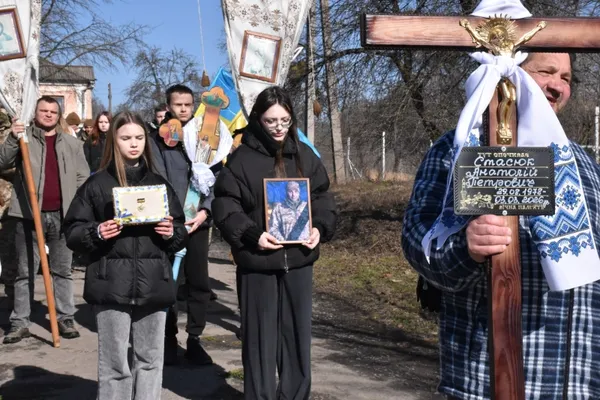 Їхав у відпустку, а повернувся «на щиті»: на Волині попрощалися з воїном Анатолієм Стасюком (фото)
