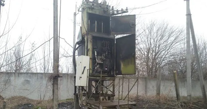 У Луцькому районі через пожежу село залишилося без світла