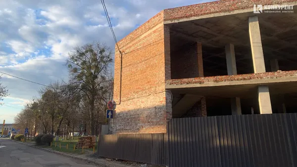 Будівництво на автостанції № 1