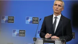 НАТО не буде вводити миротворців до України, – Столтенберг (відео)