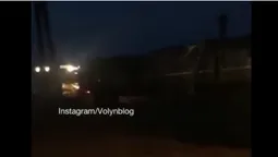 На Волині під час руху загорівся поїзд (відео)