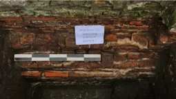 Волинські археологи виявили затоплені підземелля під костелом у Любомлі (фото)