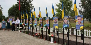 У громаді на Волині відкрили Алею Пам’яті та Слави полеглих захисників (фото)