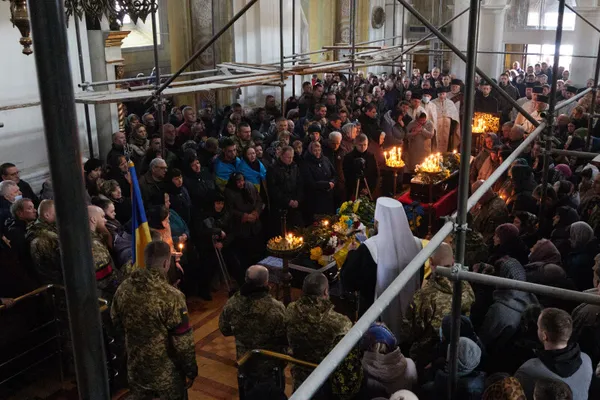 У Луцьку провели в останню путь двох загиблих Героїв (фото)
