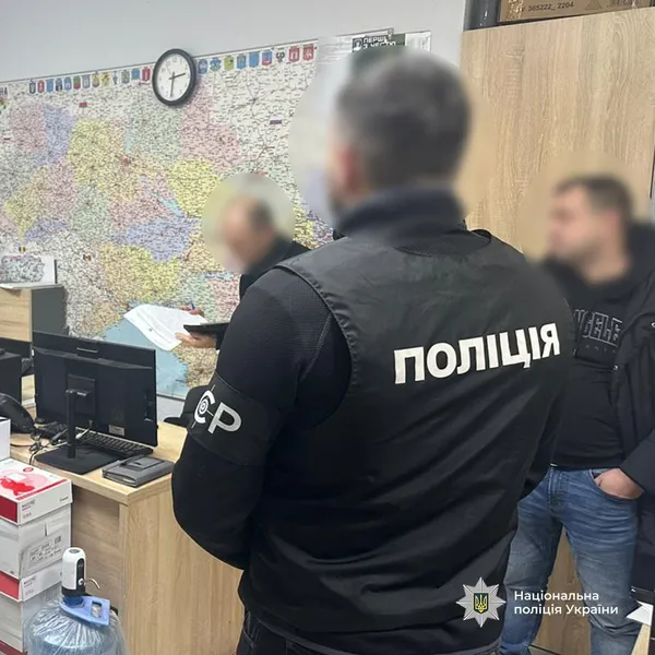 Піймали на гарячому: на Волині викрили схему «відкатів» у прикордонному загоні (фото)