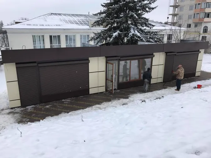 У Луцьку облаштовують квітковий ринок