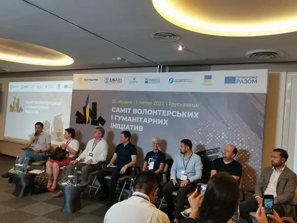 Луцька депутатка взяла участь у саміті волонтерських і гуманітарних ініціатив (фото)