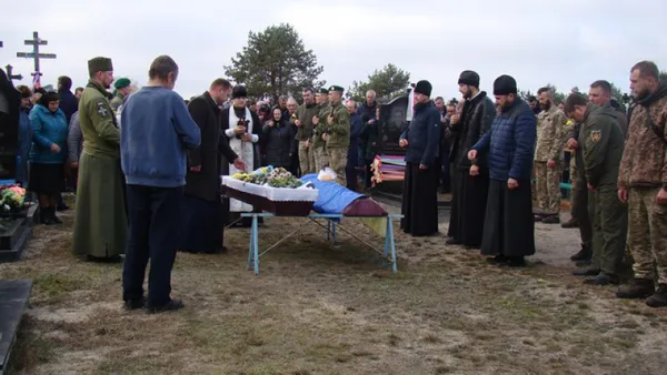 На Волині в останню путь провели прикордонника (фото)